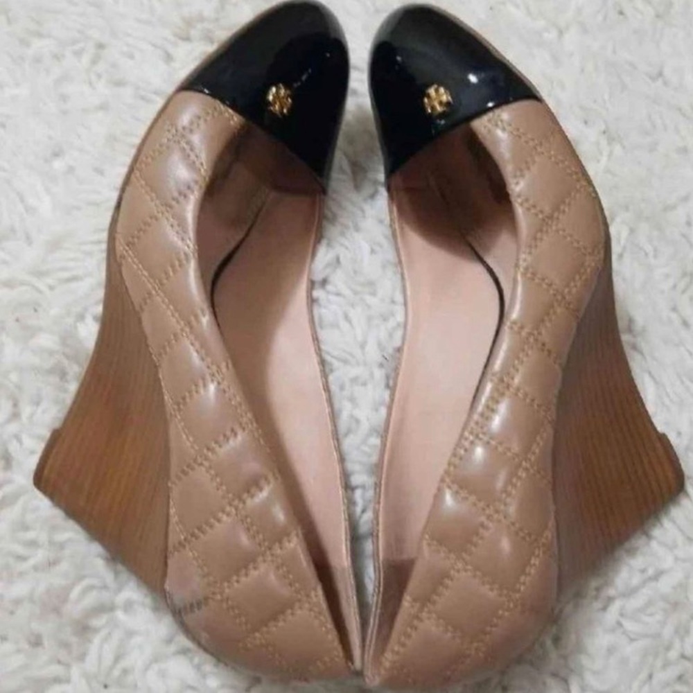 Tory Burch quilted wedges size 9.5